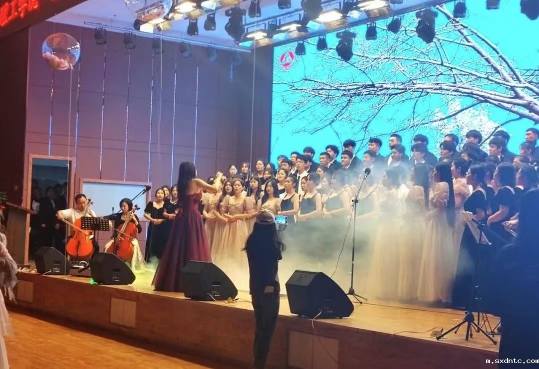 保理会计学院青春心向党，建功新时代