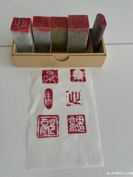 美育如光，熹微朝阳