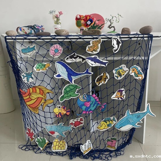 美育如光，熹微朝阳